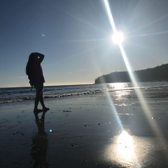 Meet your Posher, Sandra - Picture 1 of 1